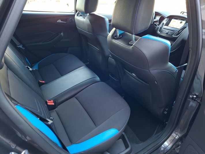 www.DobreUzywane.pl - FORD FOCUS RS 2.3 BENZYNA 350KM AWD MANUAL