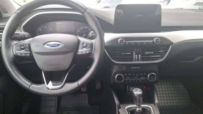 www.DobreUzywane.pl - FORD FOCUS 1.5 ECOBLUE 120 KM CONNECTED