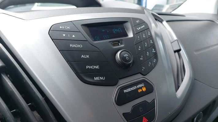 www.DobreUzywane.pl - FORD TRANSIT 2.0 ECOBLUE 9-OSOBOWY L2 TREND, SALON POLSKA