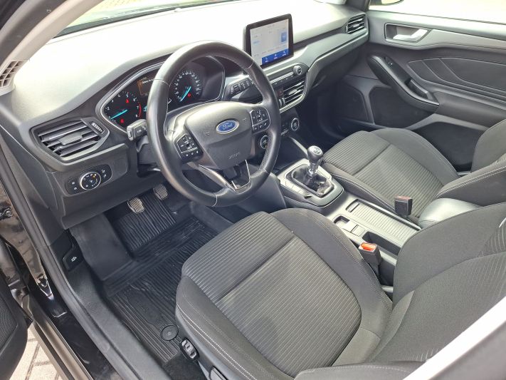 www.DobreUzywane.pl - FORD FOCUS 1.0 ECOBOOST 125 KM TITANIUM
