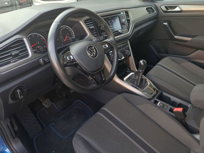 www.DobreUzywane.pl - VOLKSWAGEN T-ROC 1,0 110 KM KRAJOWY JEDEN WŁAŚCICIEL