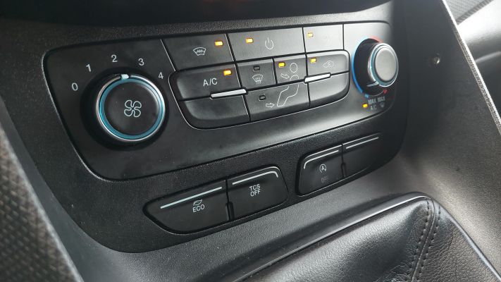 www.DobreUzywane.pl - FORD CONNECT 1.5 ECOBLUE 120KM L2 TREND