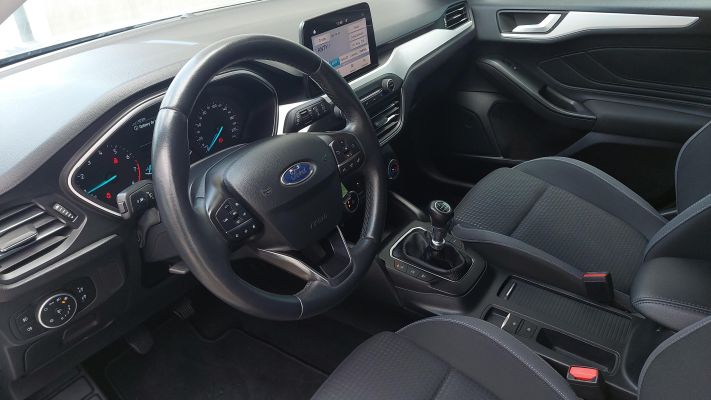 www.DobreUzywane.pl - FORD FOCUS 1.0 ECOBOOST 125KM TREND EDITION