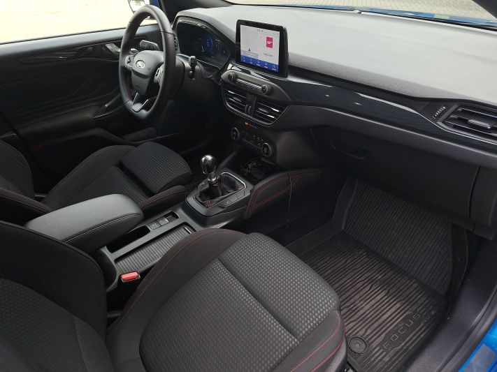 www.DobreUzywane.pl - FORD FOCUS 1,0 155KM ST-LINE KRAJOWY SERWIS ASO FULL LED