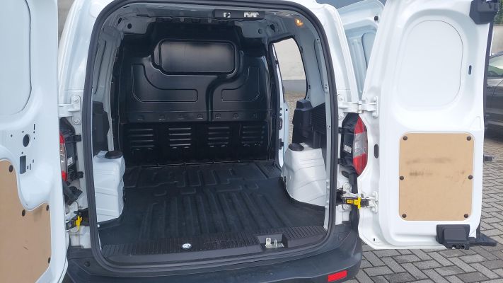 www.DobreUzywane.pl - FORD COURIER 1.0 BENZYNA 100KM NISKI PRZEBIEG SALON POLSKA
