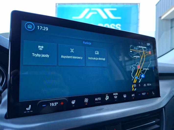 www.DobreUzywane.pl - FORD FOCUS 1.0 ECOBOOST 125 KM TITANIUM X HATCHBACK