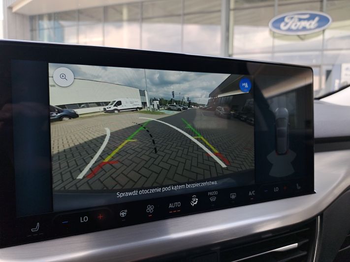 www.DobreUzywane.pl - FORD FOCUS 1.0 ECOBOOST 125 KM TITANIUM X HATCHBACK