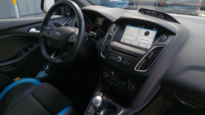 www.DobreUzywane.pl - FORD FOCUS RS 2.3 L 350 KM KRAJOWY SERWIS ASO