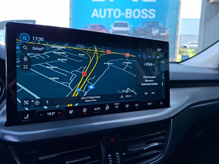 www.DobreUzywane.pl - FORD FOCUS 1.0 ECOBOOST 125 KM TITANIUM X HATCHBACK