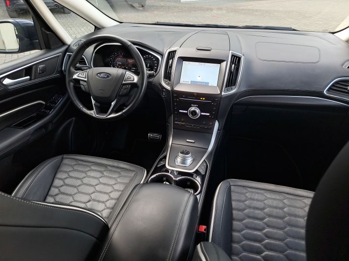 www.DobreUzywane.pl - FORD S-MAX 2,0 ECOBLUE 190 KM AUTOMAT AWD 4X4