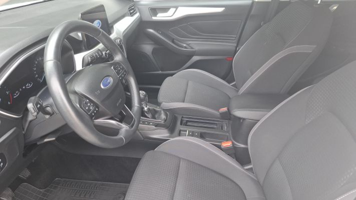 www.DobreUzywane.pl - FORD FOCUS 1.5 ECOBLUE 120 KM CONNECTED