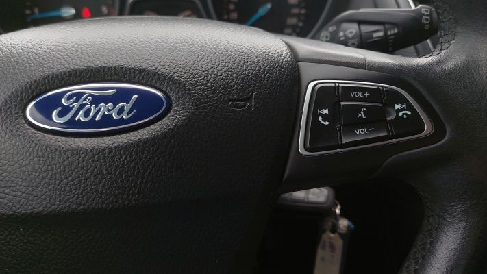 www.DobreUzywane.pl - FORD FOCUS 1.5 DIESEL 95 KM GODLD X