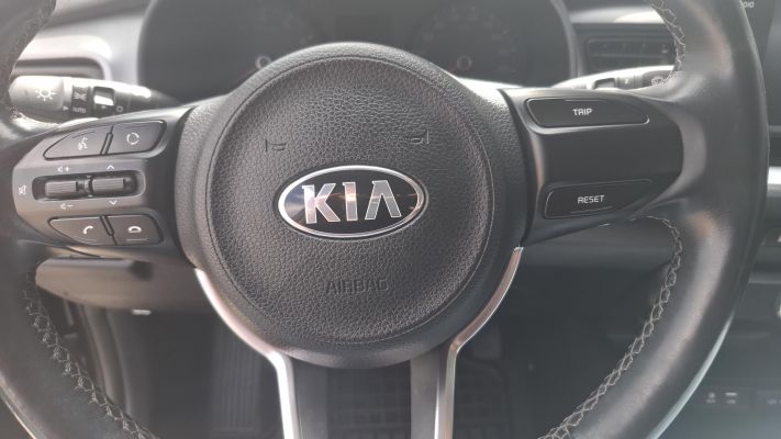 www.DobreUzywane.pl - KIA STONIC 1,0 BENZYNA 120 KM, KRAJOWA, SERWIS ASO, NISKI PRZEBIEG!!!