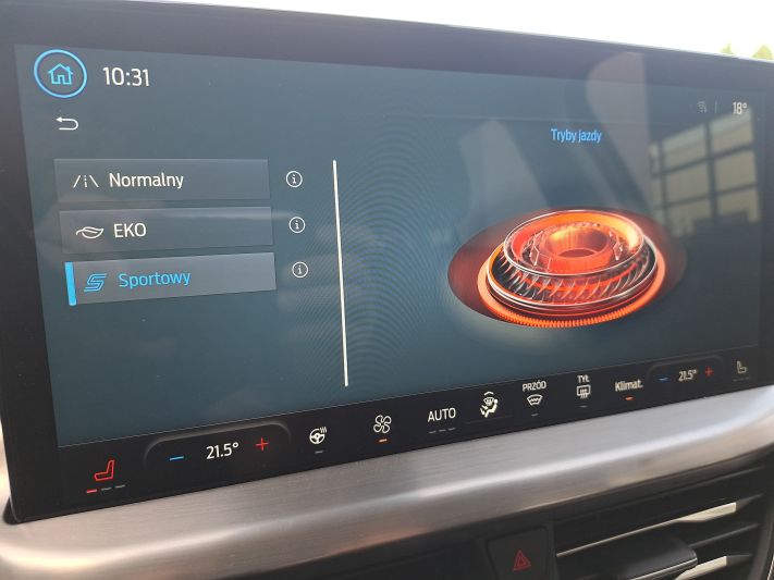 www.DobreUzywane.pl - FORD FOCUS 1.0 ECOBOOST HYBRYDA 125KM TITANIUM AUTOMAT