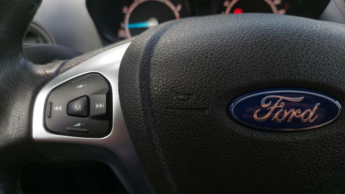 www.DobreUzywane.pl - FORD COURIER 1.0 BENZYNA 100KM NISKI PRZEBIEG SALON POLSKA