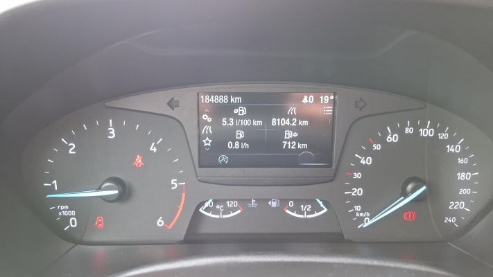 www.DobreUzywane.pl - FORD FOCUS 1.5 ECOBLUE 120 KM TREND EDITION