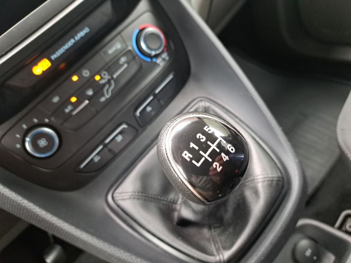 www.DobreUzywane.pl - FORD CONNECT 1.5 ECOBLUE 120KM L2 TREND