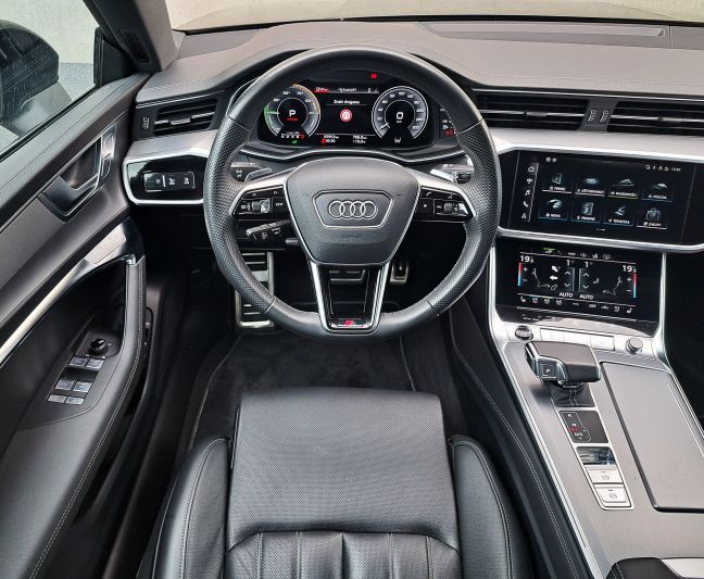 www.DobreUzywane.pl - AUDI A7 SPORTBACK 55 TFSI e quattro 367 KM S TRONIC