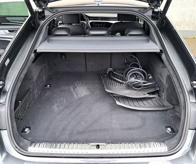www.DobreUzywane.pl - AUDI A7 SPORTBACK 55 TFSI e quattro 367 KM S TRONIC