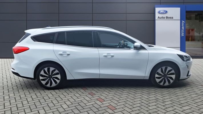 www.DobreUzywane.pl - FORD FOCUS 1.5 ECOBLUE 120 KM CONNECTED