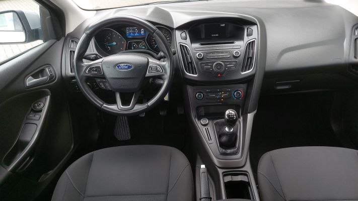 www.DobreUzywane.pl - FORD FOCUS 1.5 DIESEL 95 KM GODLD X