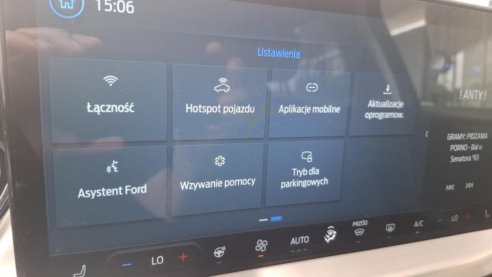 www.DobreUzywane.pl - FORD FOCUS 1.0 ECOBOOST 125KM TITANIUM X, NISKI PRZEBIEG
