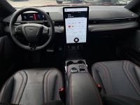www.DobreUzywane.pl - FORD MACH-E AWD 269 KM 75kW