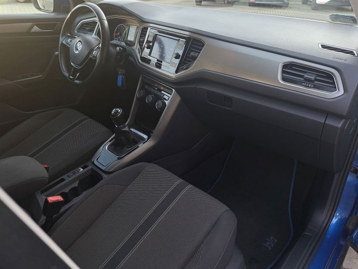 www.DobreUzywane.pl - VOLKSWAGEN T-ROC 1,0 110 KM KRAJOWY JEDEN WŁAŚCICIEL
