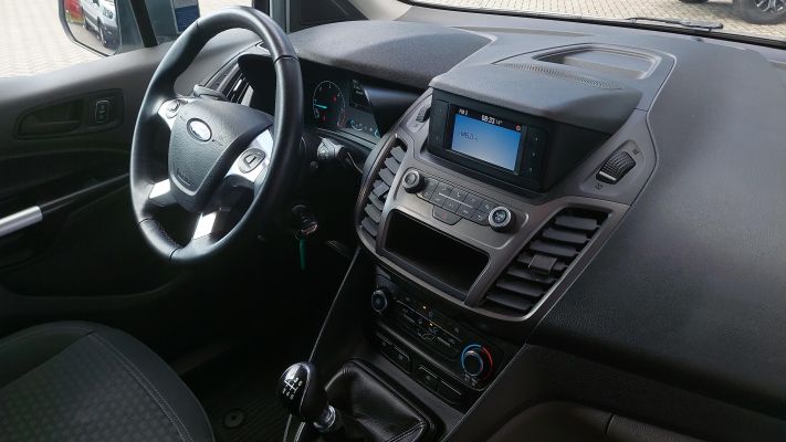 www.DobreUzywane.pl - FORD CONNECT 1.5 ECOBLUE 120KM L2 TREND