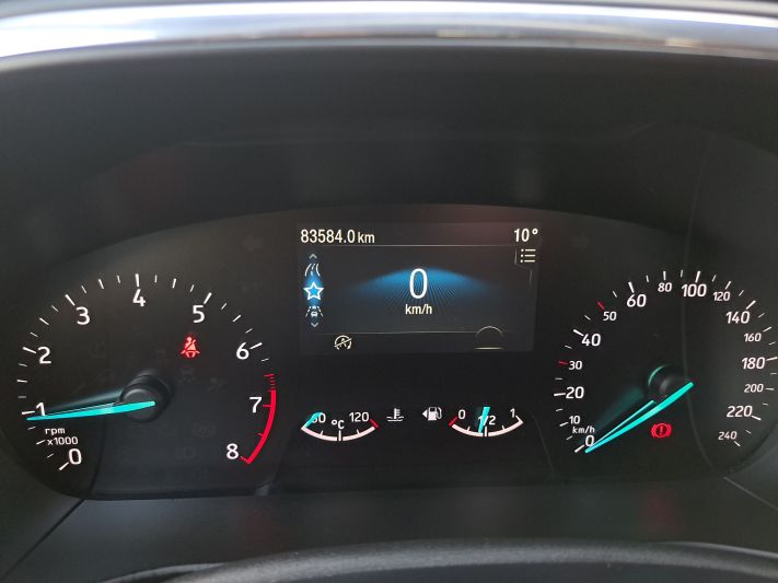 www.DobreUzywane.pl - FORD FOCUS 1,0 ECOBOOST 125 KM KOMBI TITANIUM