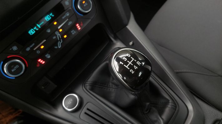 www.DobreUzywane.pl - FORD FOCUS 1.6 BENZYNA 125KM PLATINIUM X + PAKIET WINTER