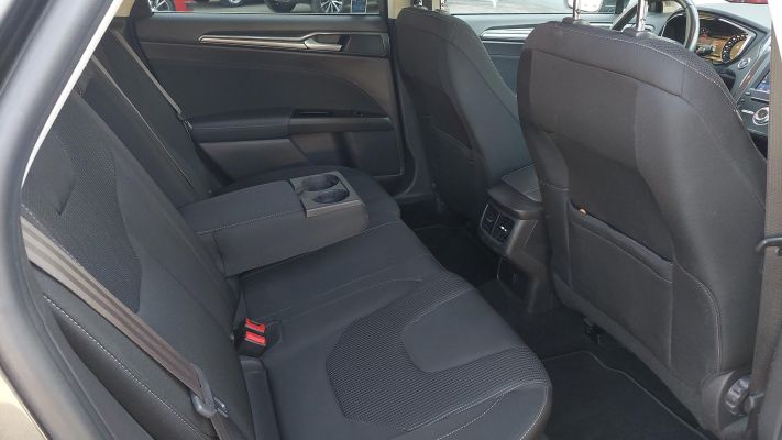 www.DobreUzywane.pl - FORD MONDEO 2.0 ECOBLUE 150 KM TITANIUM AUTOMATYCZNA SKRZYNIA BIEGÓW