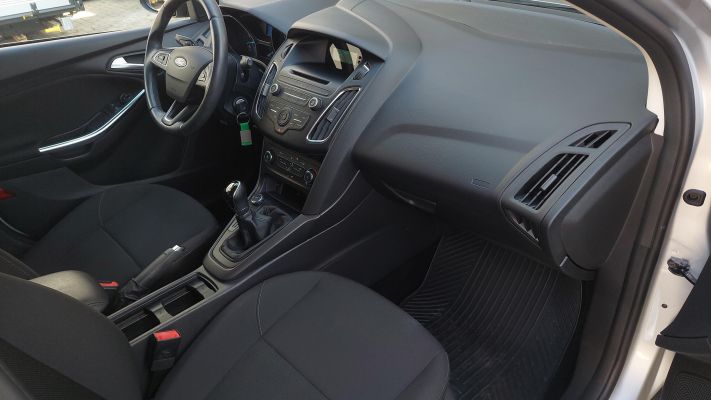 www.DobreUzywane.pl - FORD FOCUS 16 16 V 105 DURATEC TREND TYLKO 42 TYS PREZBIEGU