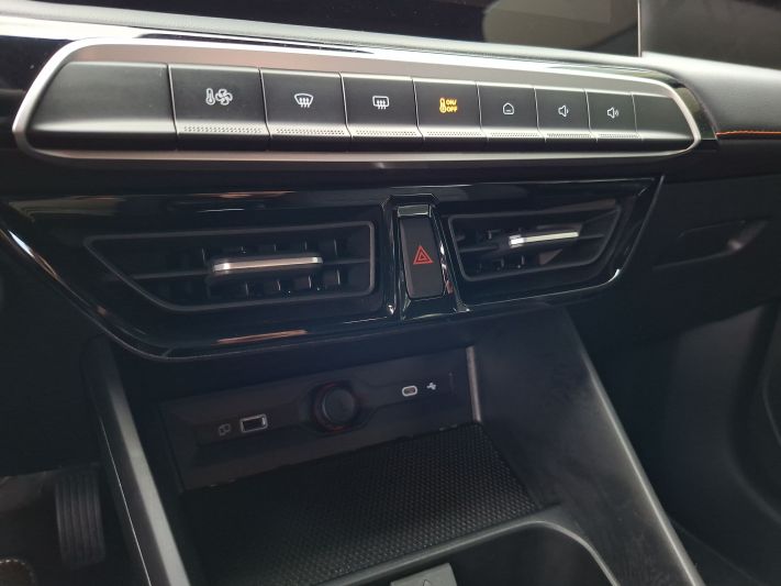 www.DobreUzywane.pl - MG 3 EXCITE 1.5 HYBRYDA 194KM AUTOMAT