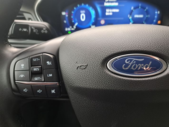 www.DobreUzywane.pl - FORD FOCUS 1.5 ECOBLUE 116KM TITANIUM X AUTOMAT , REFLEKTORY MATRIX