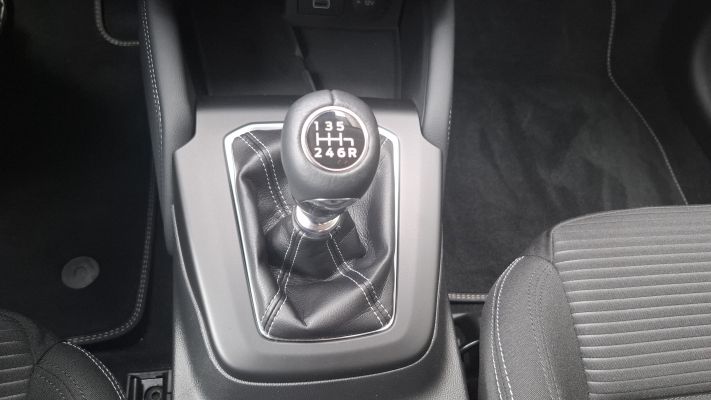 www.DobreUzywane.pl - FORD FOCUS 1.0 ECOBOOST 125KM TITANIUM X, NISKI PRZEBIEG