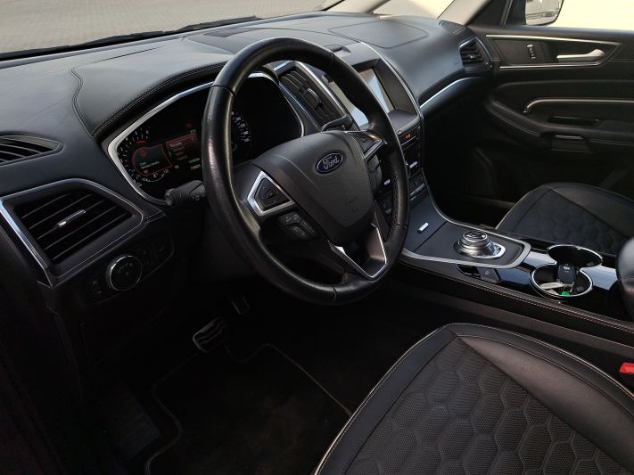 www.DobreUzywane.pl - FORD S-MAX 2,0 ECOBLUE 190 KM AUTOMAT AWD 4X4