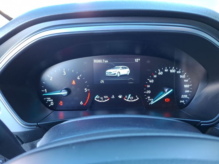 www.DobreUzywane.pl - FORD FOCUS 1.5 ECOBLUE 120 KM CONNECTED