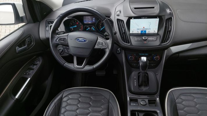 www.DobreUzywane.pl - FORD KUGA 1.5 ECOBOOST AUTOMAT VIGNALE SALON PL
