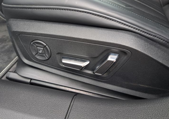 www.DobreUzywane.pl - AUDI A7 SPORTBACK 55 TFSI e quattro 367 KM S TRONIC