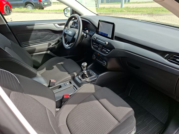 www.DobreUzywane.pl - FORD FOCUS 1.0 ECOBOOST 125 KM TITANIUM