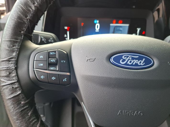 www.DobreUzywane.pl - FORD COURIER 1.0 ECOBOOST 125KM TREND AUTOMAT