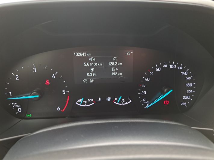 www.DobreUzywane.pl - FORD FOCUS 1.5 ECOBLUE 120 KM TREND EDITION