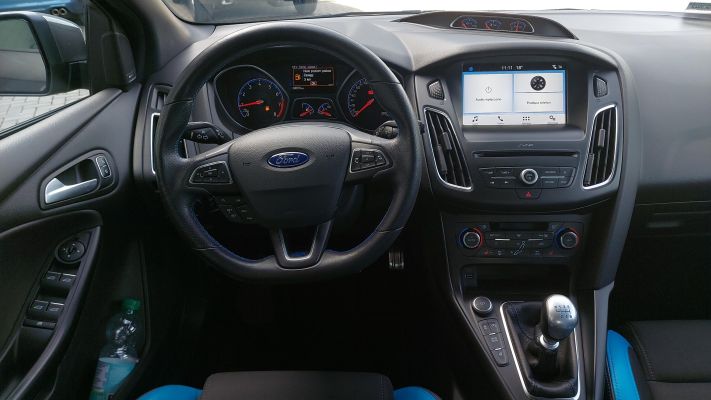 www.DobreUzywane.pl - FORD FOCUS RS 2.3 L 350 KM KRAJOWY SERWIS ASO