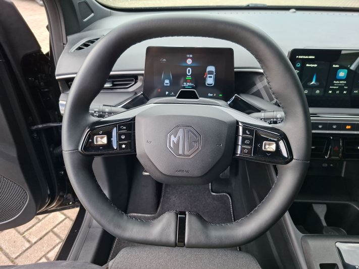 www.DobreUzywane.pl - MG 3 EXCITE 1.5 HYBRYDA 194KM AUTOMAT