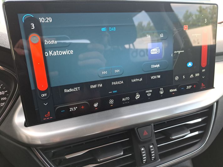 www.DobreUzywane.pl - FORD FOCUS 1.0 ECOBOOST HYBRYDA 125KM TITANIUM AUTOMAT