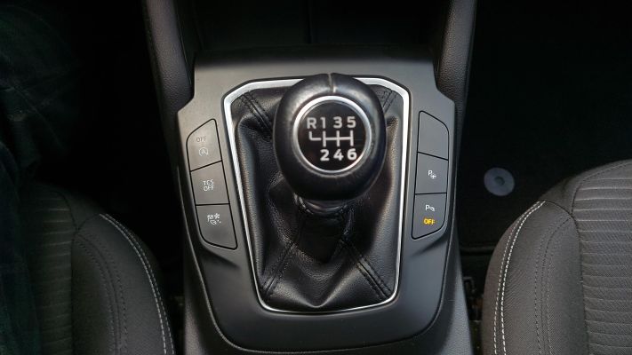 www.DobreUzywane.pl - FORD FOCUS KOMBI 1.5 ECOBOOST 150KM TITANIUM, REFLEKTORY FULL LED