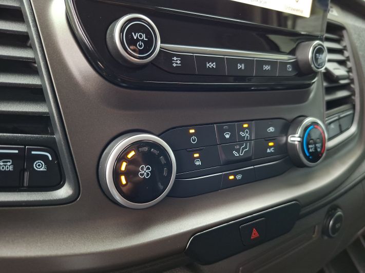 www.DobreUzywane.pl - FORD CUSTOM 2,0 DIESEL 130 KM L1 TREND, SERWIS ASO