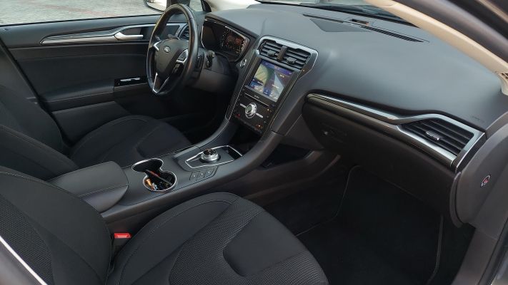 www.DobreUzywane.pl - FORD MONDEO 2.0 ECOBLUE 150 KM TITANIUM AUTOMATYCZNA SKRZYNIA BIEGÓW