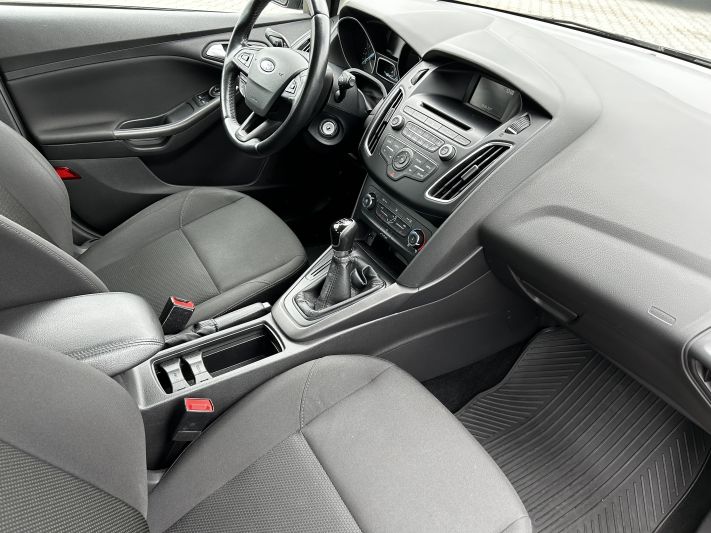www.DobreUzywane.pl - FORD FOCUS, 1.6 BENZYNA 105 KM, GOLD X